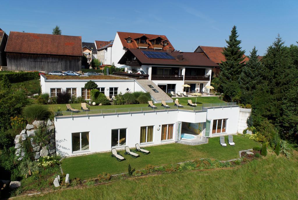 Zedernhof Gesundheits- & Wellnesshotel Stamsried Eksteriør bilde